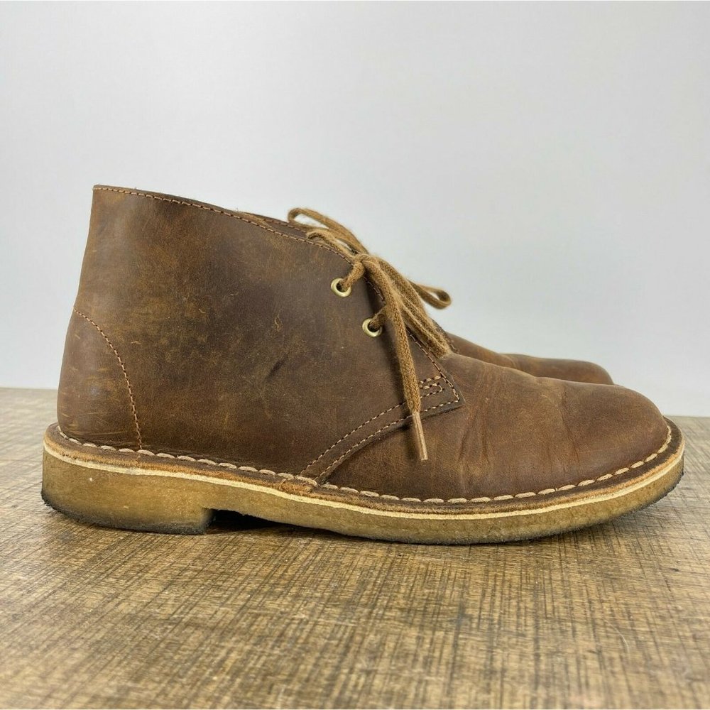 Clarks Women's Chukka Boots Flat Brown Size 6.5M Lace Up Block Heels Round Toe